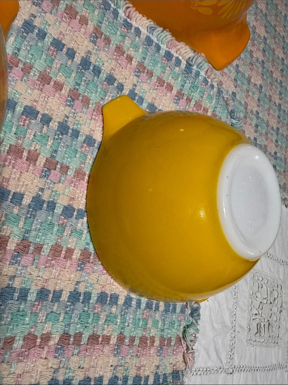Pyrex euc glossy